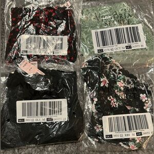 NWT Victoria's Secret Lace Cheeky Panties